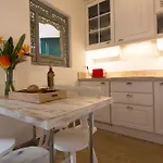 Domingues Villa *