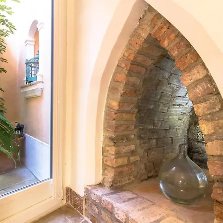 Domingues Villa Lisbon