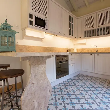 Вилла Domingues